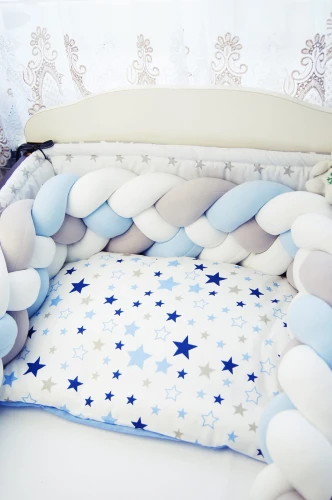 Gruby ochraniacz warkocz 4-pasmowy do łóżeczka