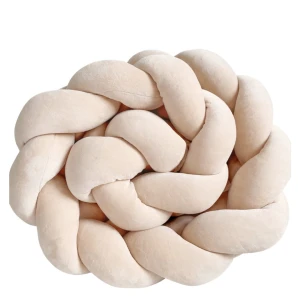 Welurowy ochraniacz warkocz do łóżeczka – beżowy