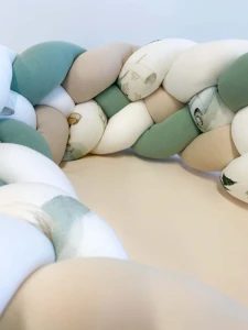 Ochraniacz do łóżeczka 4-pasmowy WYPRAWA ZA MIASTO