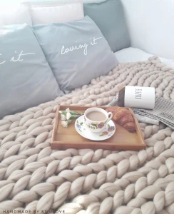 Koc z wełny czesankowej 200x220 cm