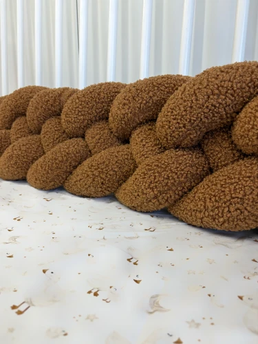 Wysoki ochraniacz Boucle Baranek – 4 pasma