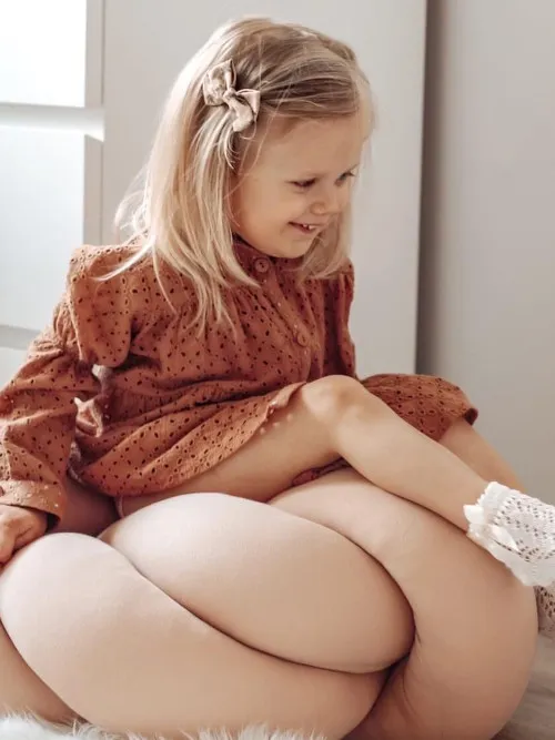 Pufa Knot Pillow - Piaskowy Beż